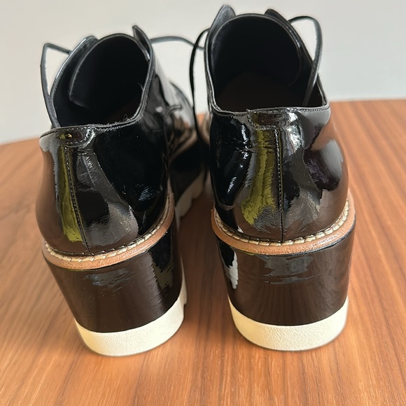 DKNY UPTOWN OXFORD BLACK PATENT LEATHER size 8.5 worn just one time! ❤️ - Picture 5 of 5